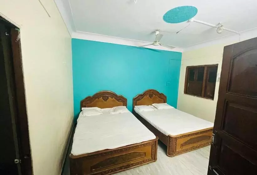 ホテル Raghunath Residency Niwas