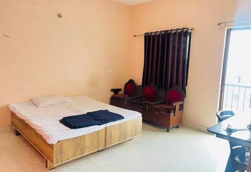 ホテル Raghunath Residency Niwas
