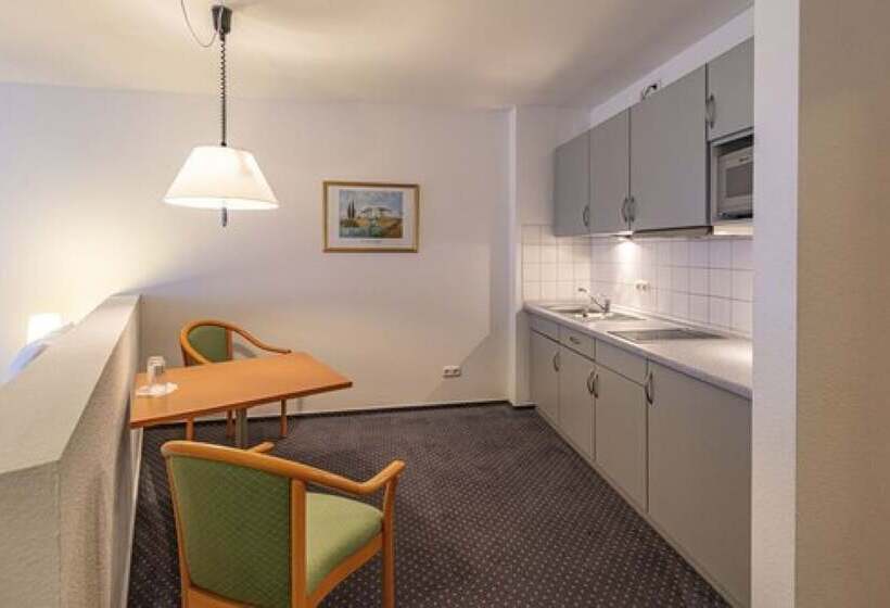 酒店 Rostock West Im  Kritzmow Park