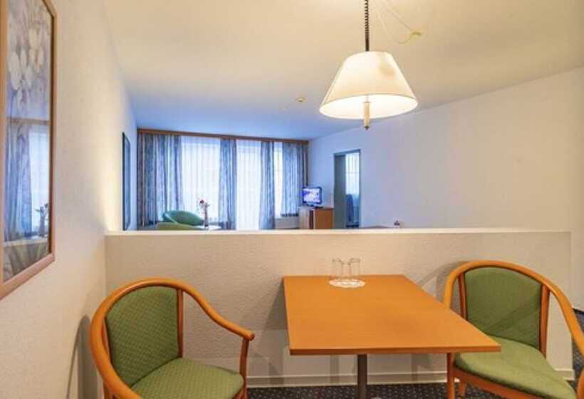 酒店 Rostock West Im  Kritzmow Park