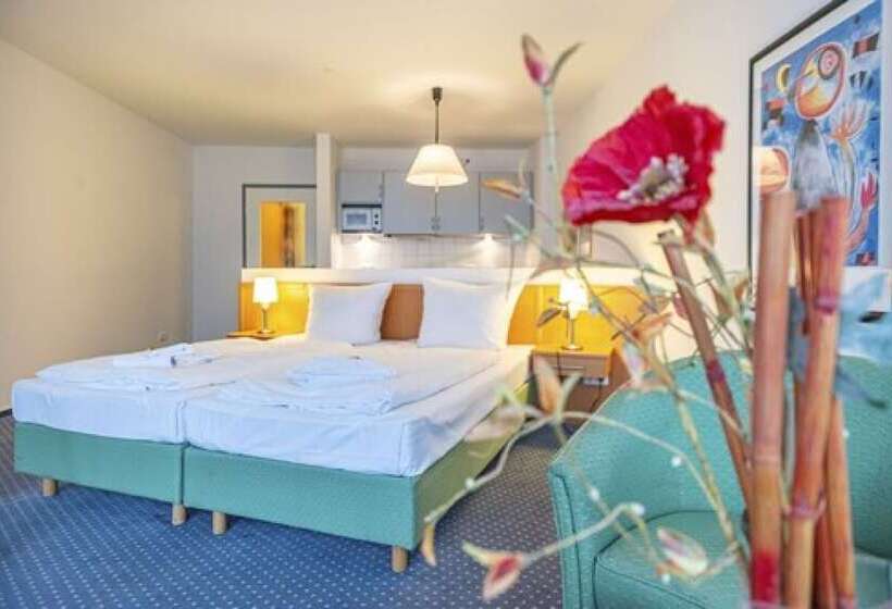 酒店 Rostock West Im  Kritzmow Park