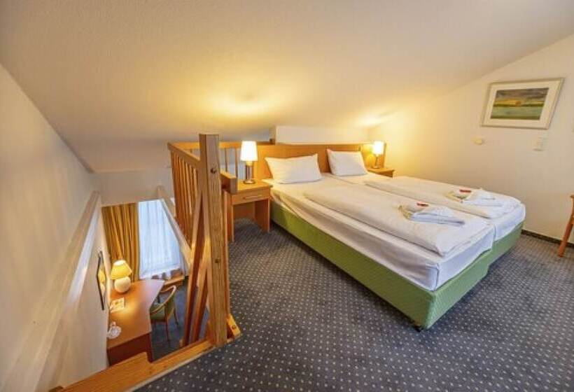 酒店 Rostock West Im  Kritzmow Park