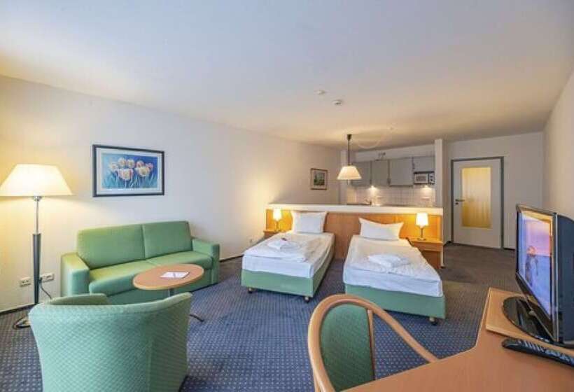 酒店 Rostock West Im  Kritzmow Park