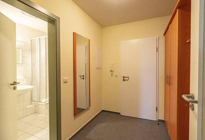 酒店 Rostock West Im  Kritzmow Park