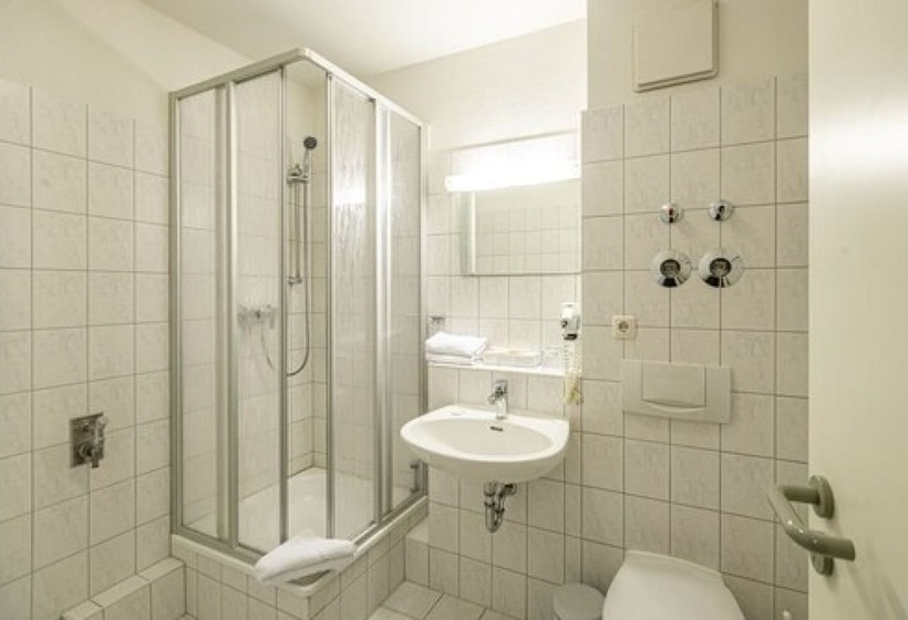 酒店 Rostock West Im  Kritzmow Park