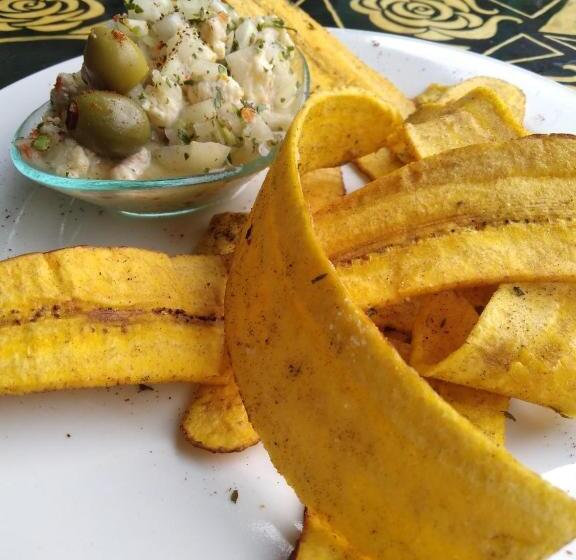 هتل The Lighthouse At Casa Max