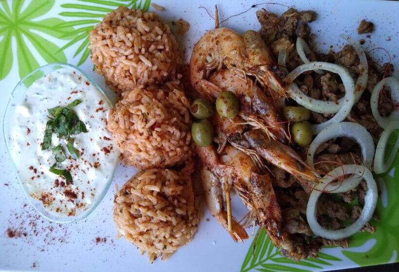 هتل The Lighthouse At Casa Max