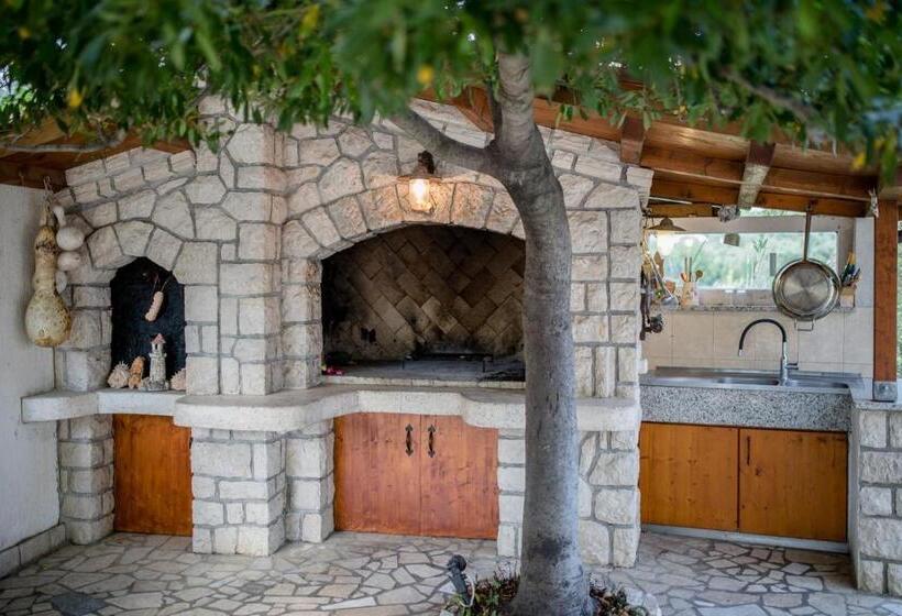 Pension (Hôtel basse catégorie) Apartments Ljubica Banjol