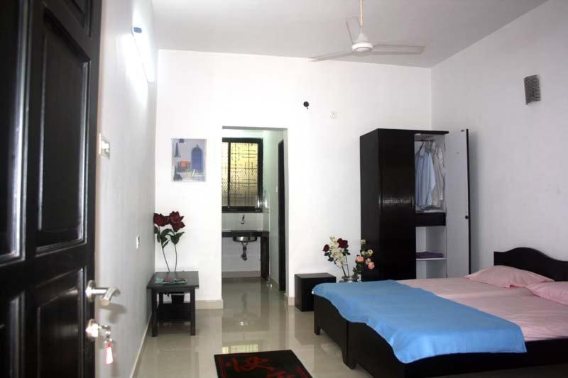 پانسیون Henmil Anjuna