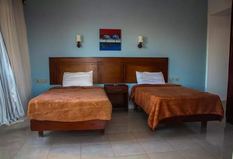 Boulevard Apartment