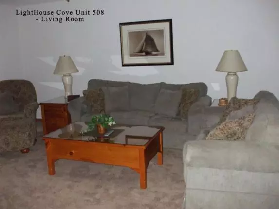 Condos At 530 E. Hiawatha