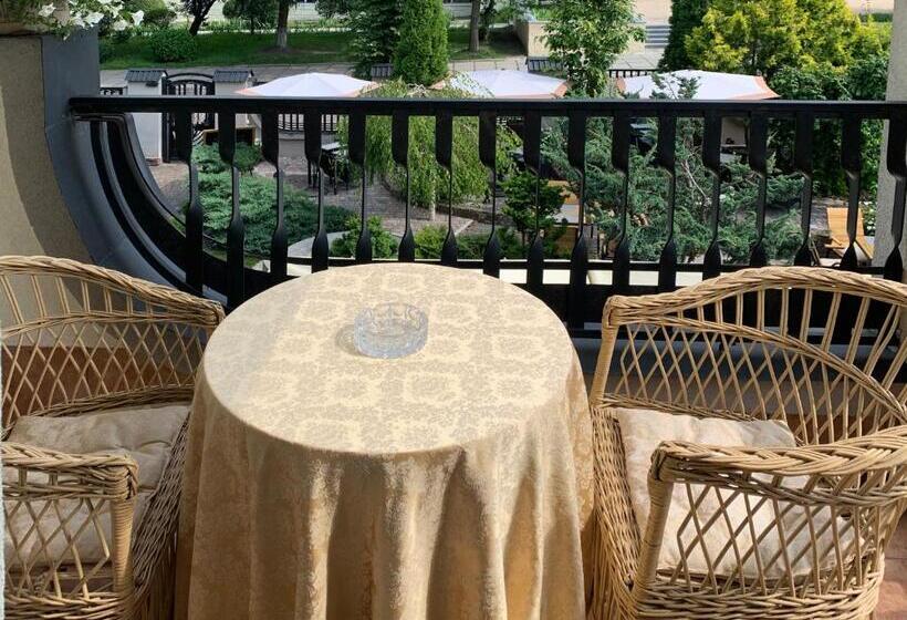 فندق Apartment Eney