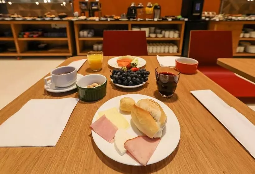 Hotelli Comfort Suites Sao Jose Do Rio Preto