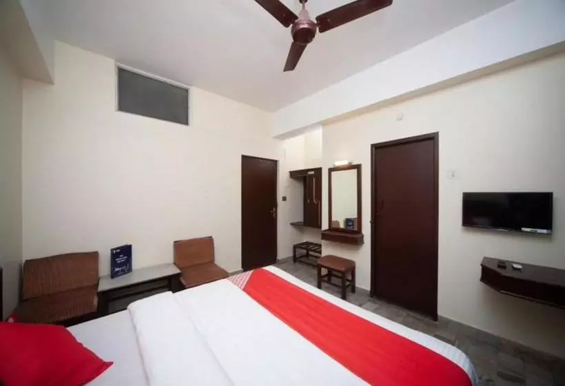 Hotelli Durai( 20 Kms Away From Pondicherry)