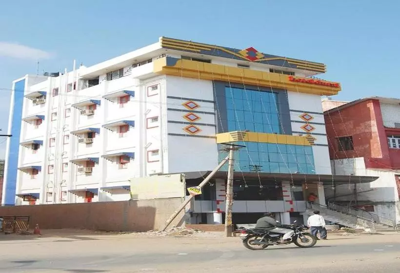 Hotelli Durai( 20 Kms Away From Pondicherry)