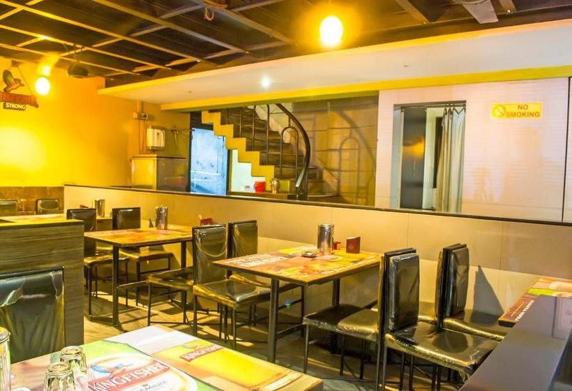 Hotel Girish Kolhapur