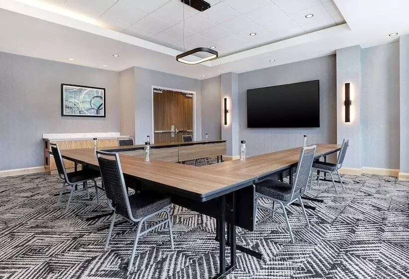 ホテル Hyatt Place Ottawa West