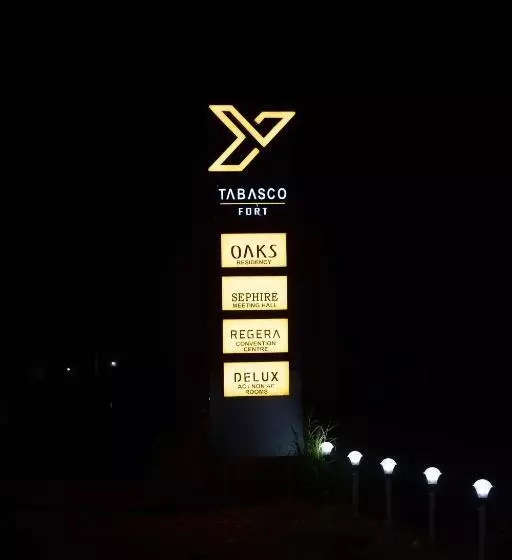 Hotelli Oaks Residency