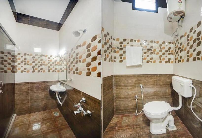 Hotel Oyo 77065 Jeyam Residency