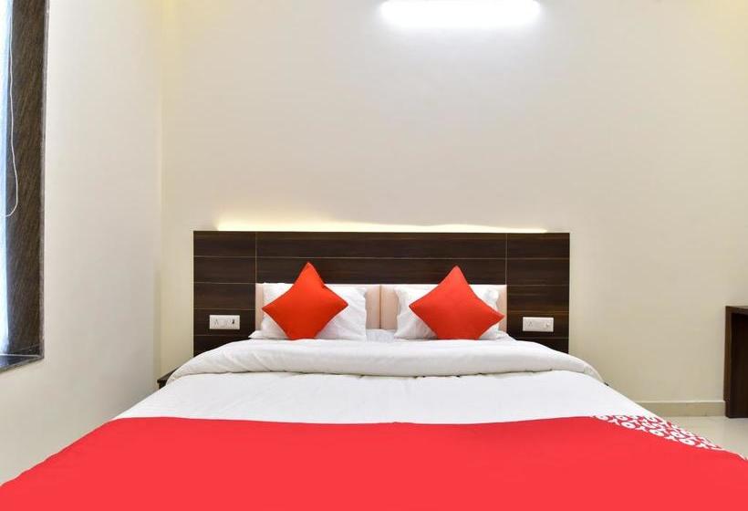 فندق Oyo 77240  Ru And Banquet Hall