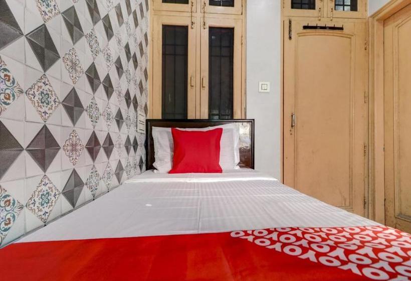 Hotel Oyo 77454  Prince Palace