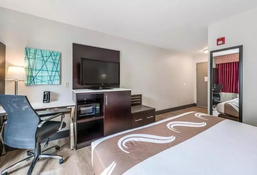 Hotelli Quality Inn Poughkeepsie