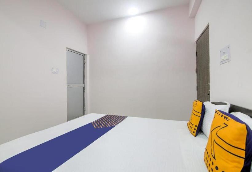 Hotelli Vaccinated Staff  Spot On 77290 Raison