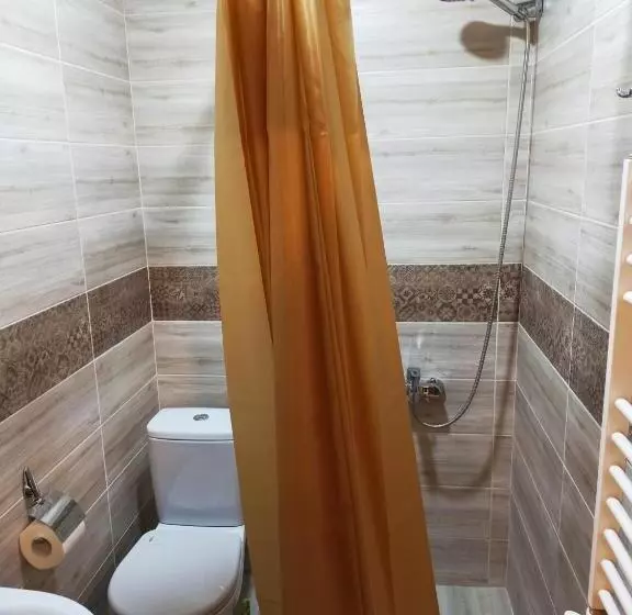 پانسیون Jermatun Guest House