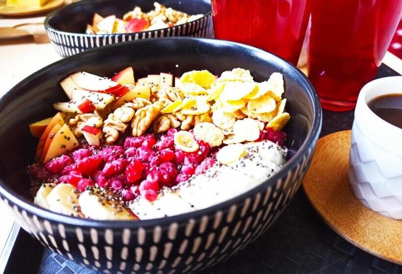 پانسیون Jermatun Guest House