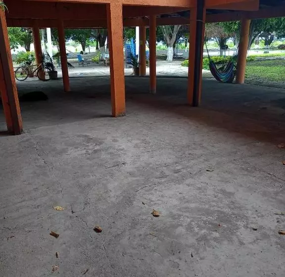 ペンション Room In Guest Room   Lodging And Camping The Island