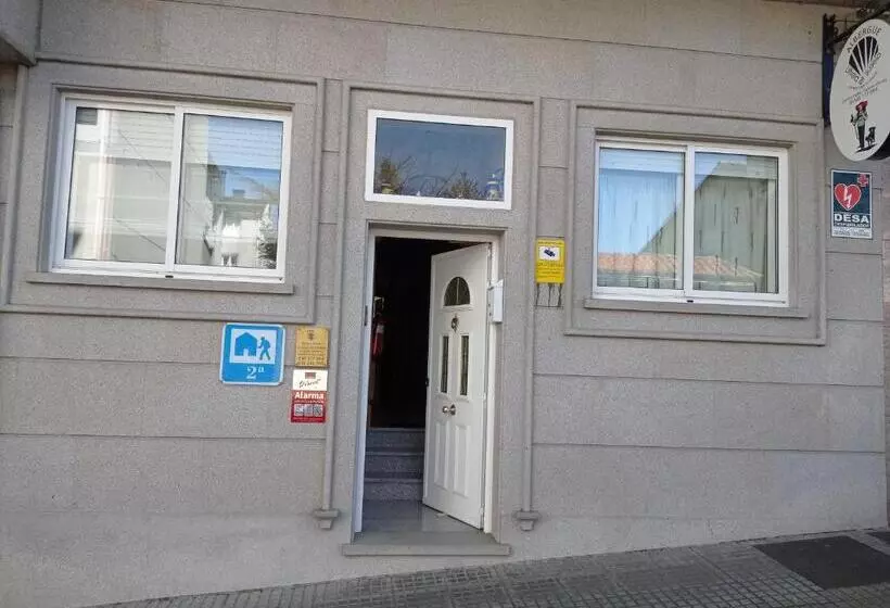 Albergue De Peregrinos Ultreia Et Suseia