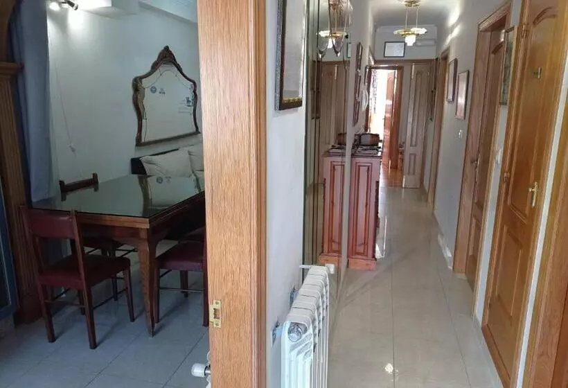Albergue De Peregrinos Ultreia Et Suseia