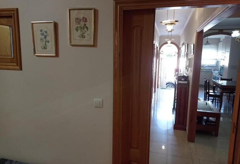 Albergue De Peregrinos Ultreia Et Suseia