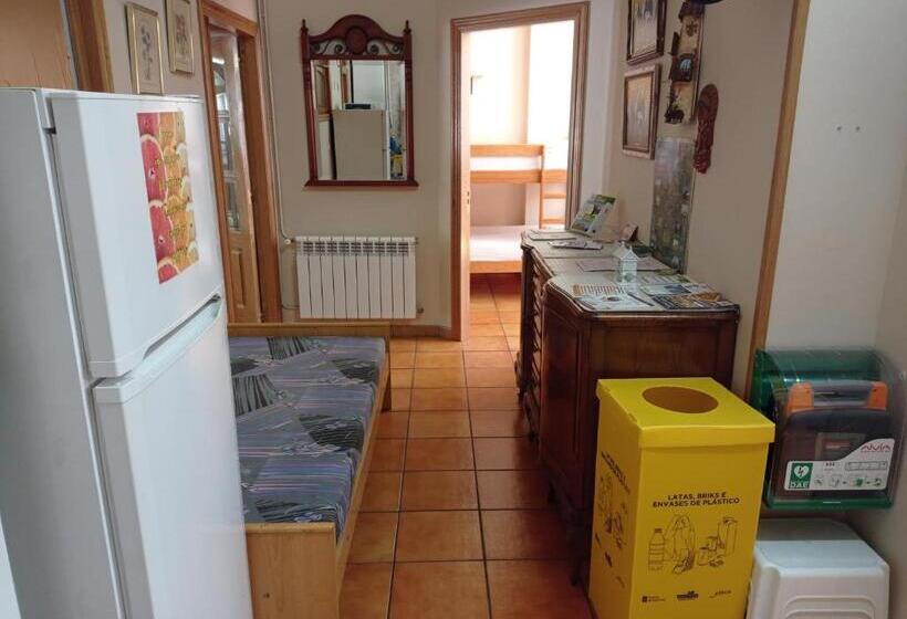 Albergue De Peregrinos Ultreia Et Suseia