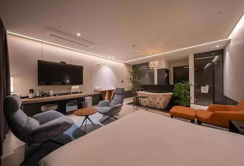 Daegu Eastern Hotel Lions Park