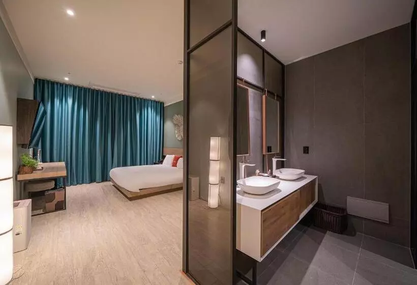 Daegu Eastern Hotel Lions Park