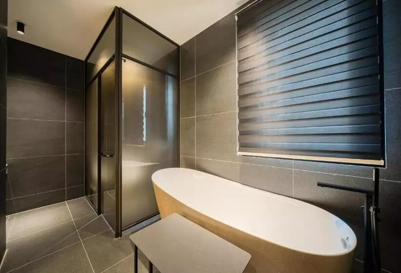 Daegu Eastern Hotel Lions Park