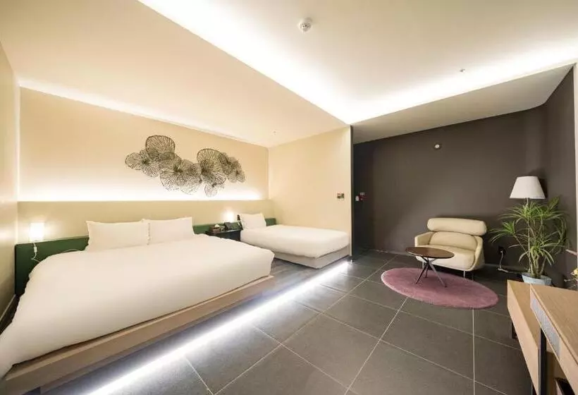 Daegu Eastern Hotel Lions Park