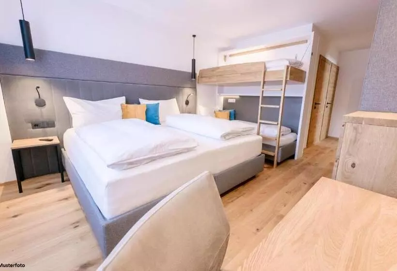 Hofgut Apartment & Lifestyle Resort Wagrain