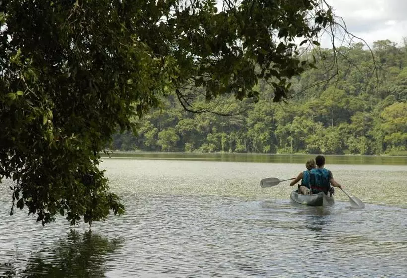 Hotelli Arusha Serena