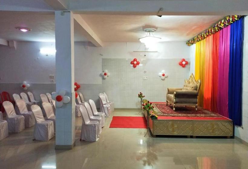 בית מלון כפרי City Palace