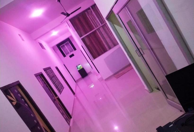 בית מלון כפרי City Palace