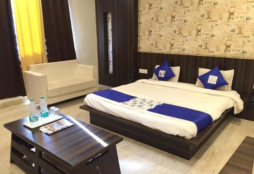 בית מלון כפרי City Palace