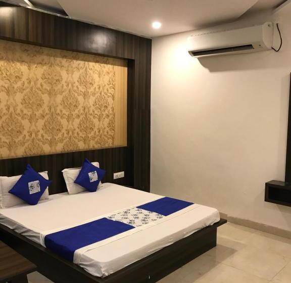 בית מלון כפרי City Palace