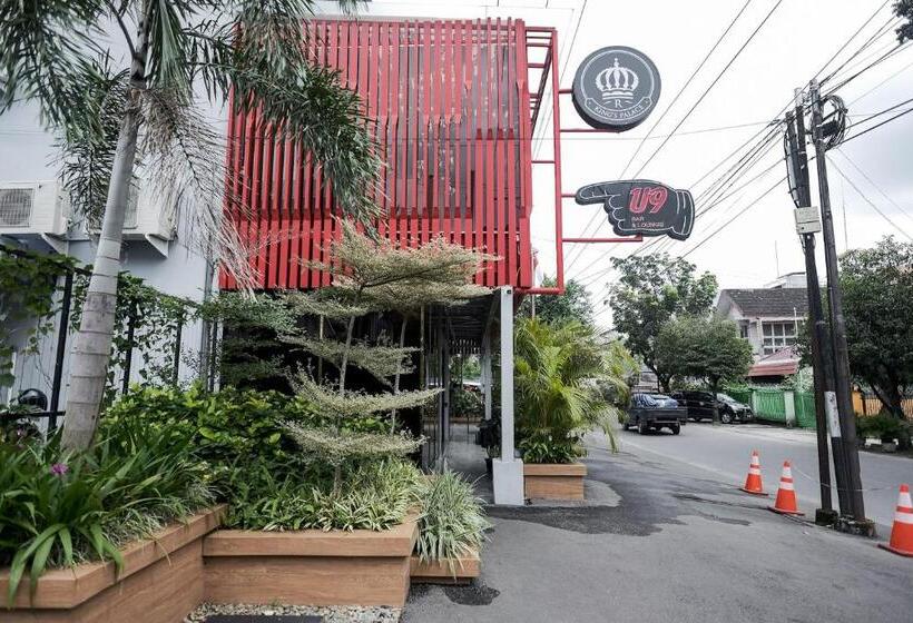 בית מלון כפרי King S Palace Mitra Reddoorz