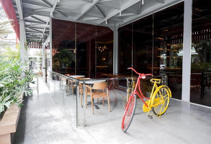 בית מלון כפרי King S Palace Mitra Reddoorz