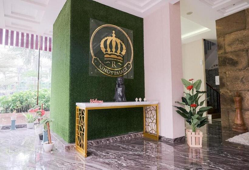 בית מלון כפרי King S Palace Mitra Reddoorz