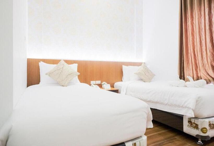 בית מלון כפרי King S Palace Mitra Reddoorz