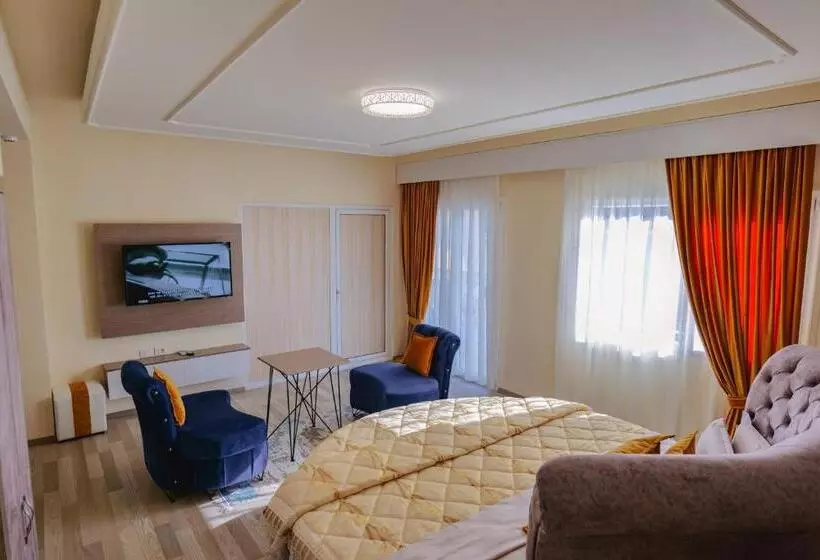 ホテル Number One