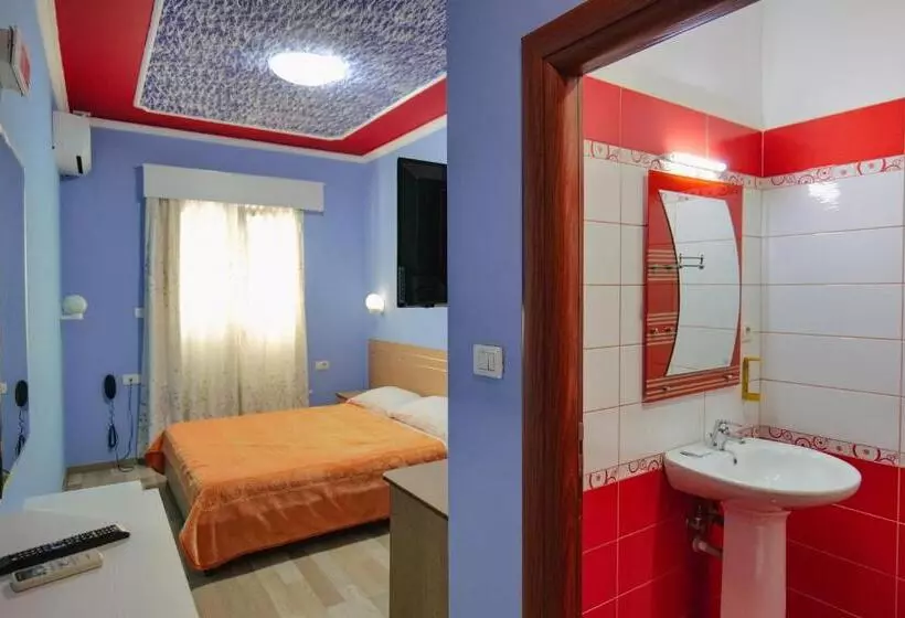 ホテル Number One